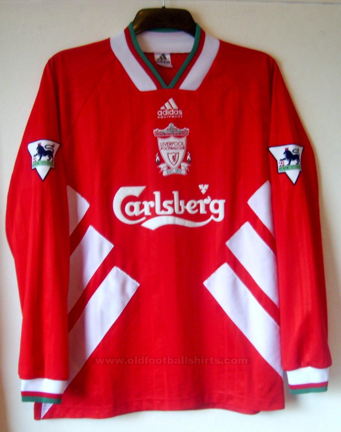 1993-1995 (home) Liverpool kit