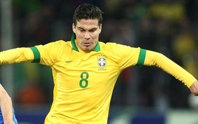 Hernanes 4
