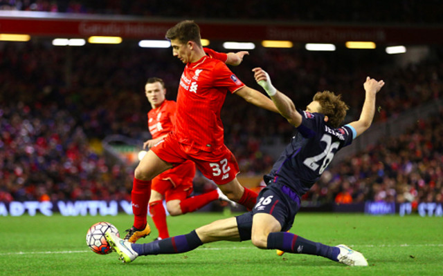 Cameron-Brannagan-vs-West-Ham-United