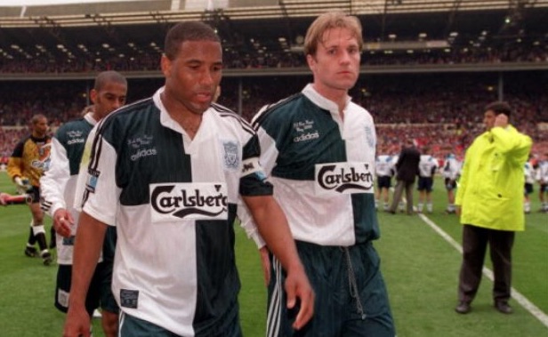 Away Kit