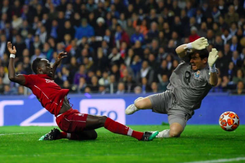 Sadio Mane, Iker Casillas