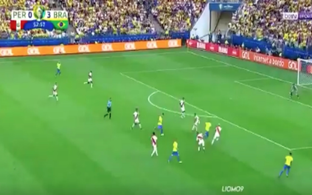 Firmino assists Dani Alves in Brazil v Peru