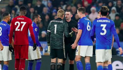 Michael Oliver, Schmeichel