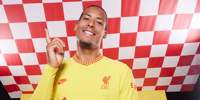 Liverpool, Nike