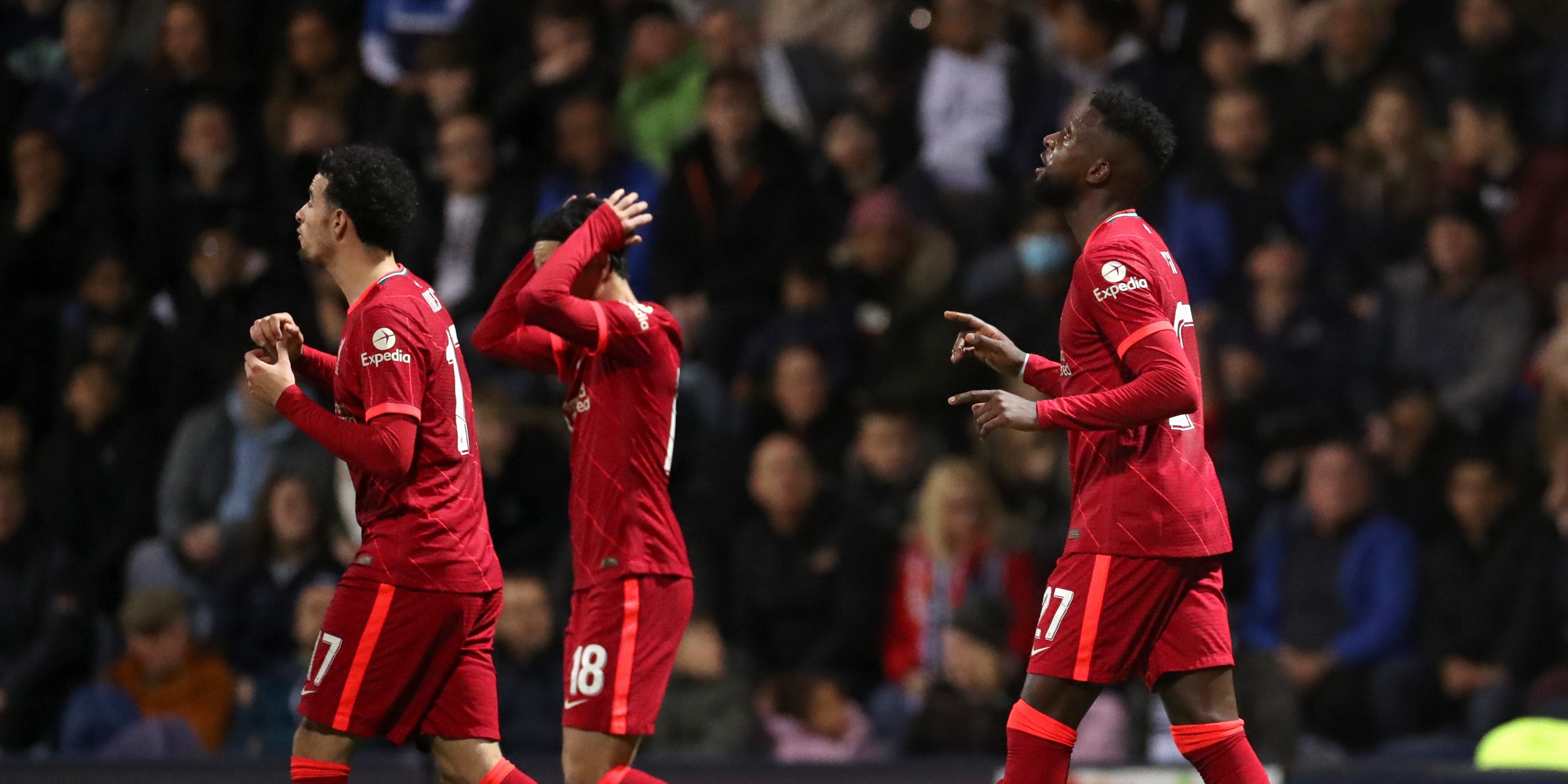 Kenny, Origi