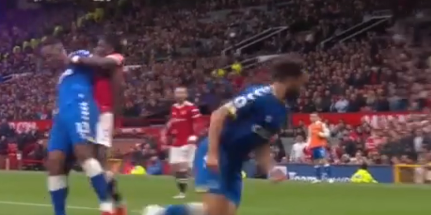 Pogba, Mina