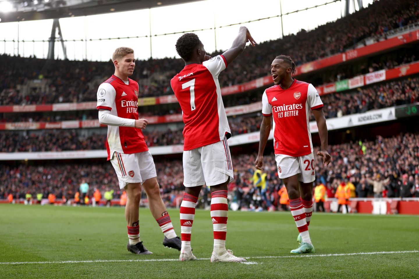 Liverpool, Chadwick, Saka