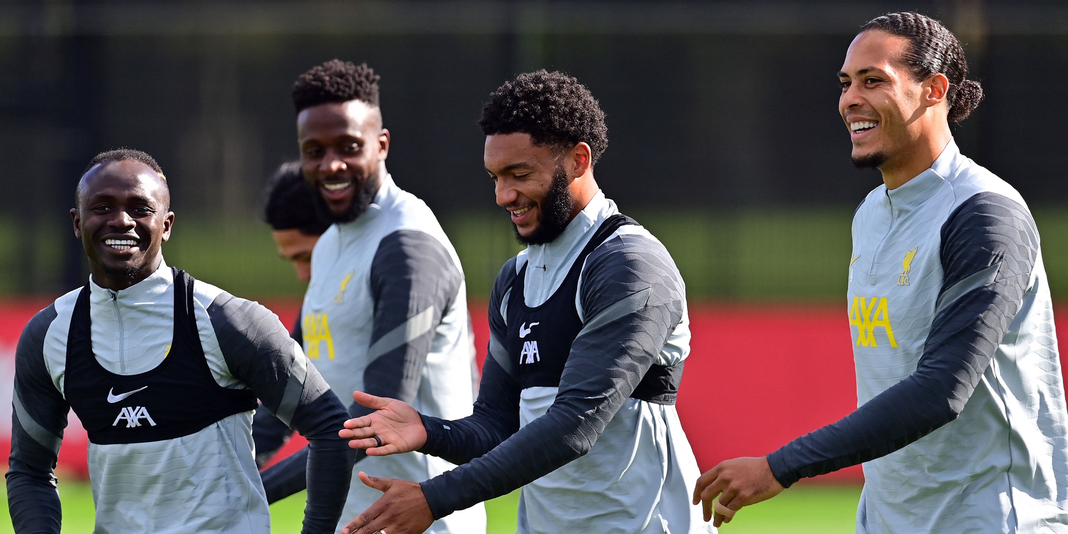 Gomez, Pearce