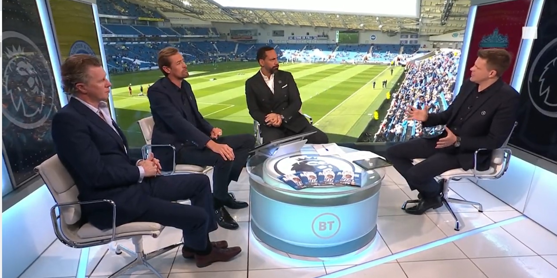 Crouch, Salah