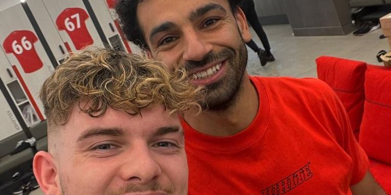 Salah, Elliott