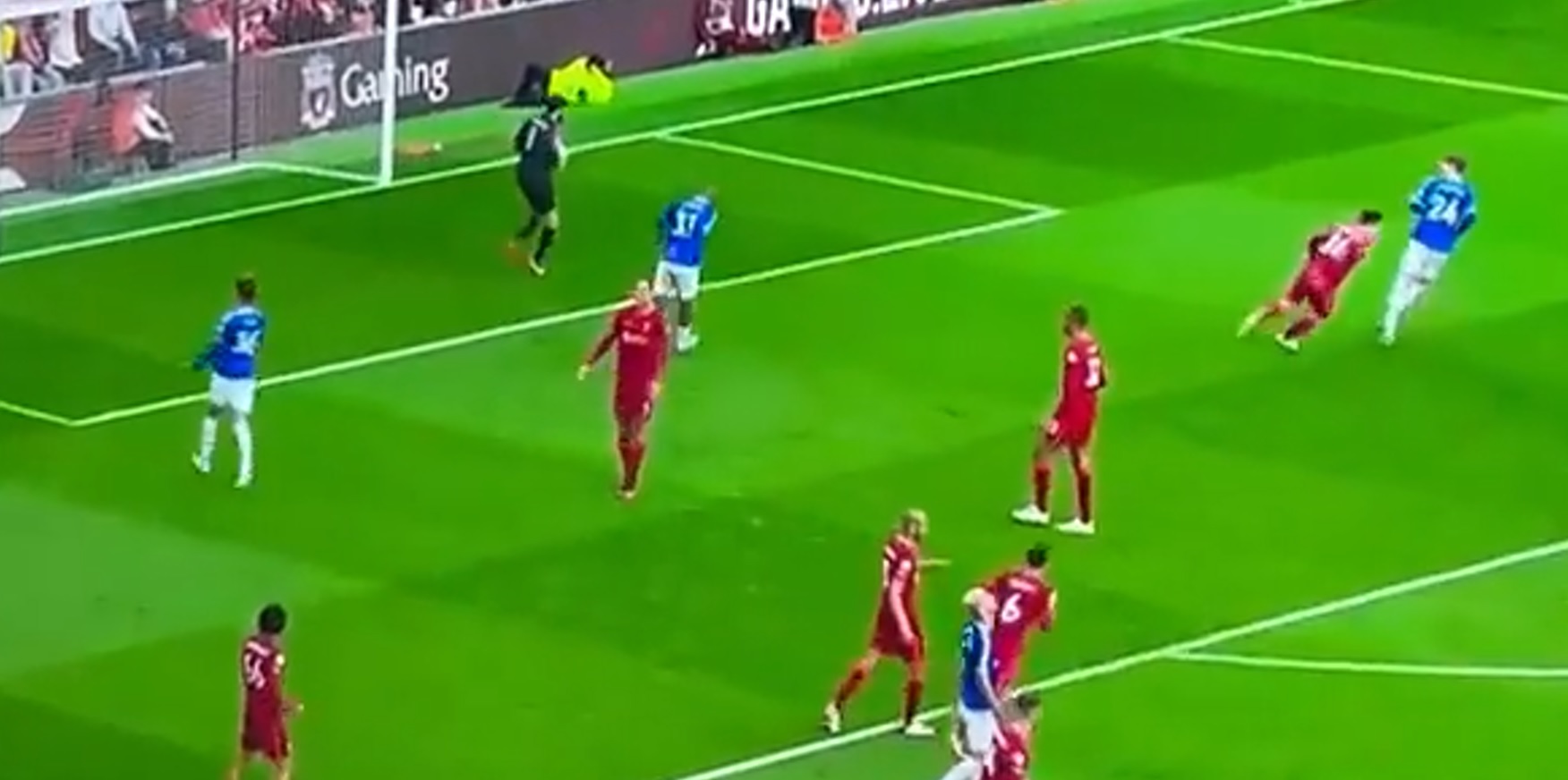 Alisson, Pickford