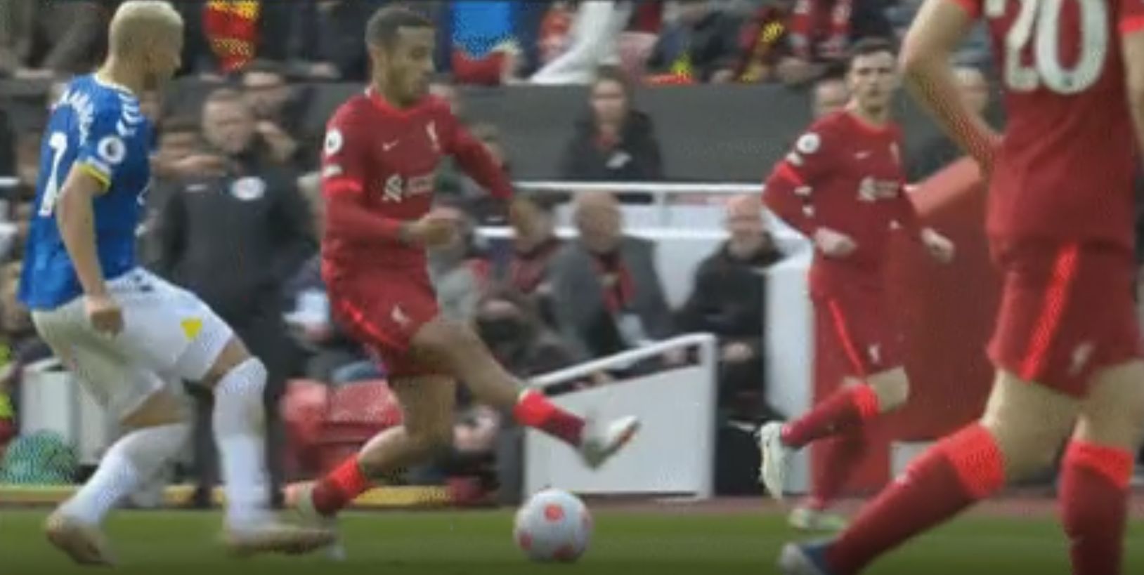 Thiago, Richarlison