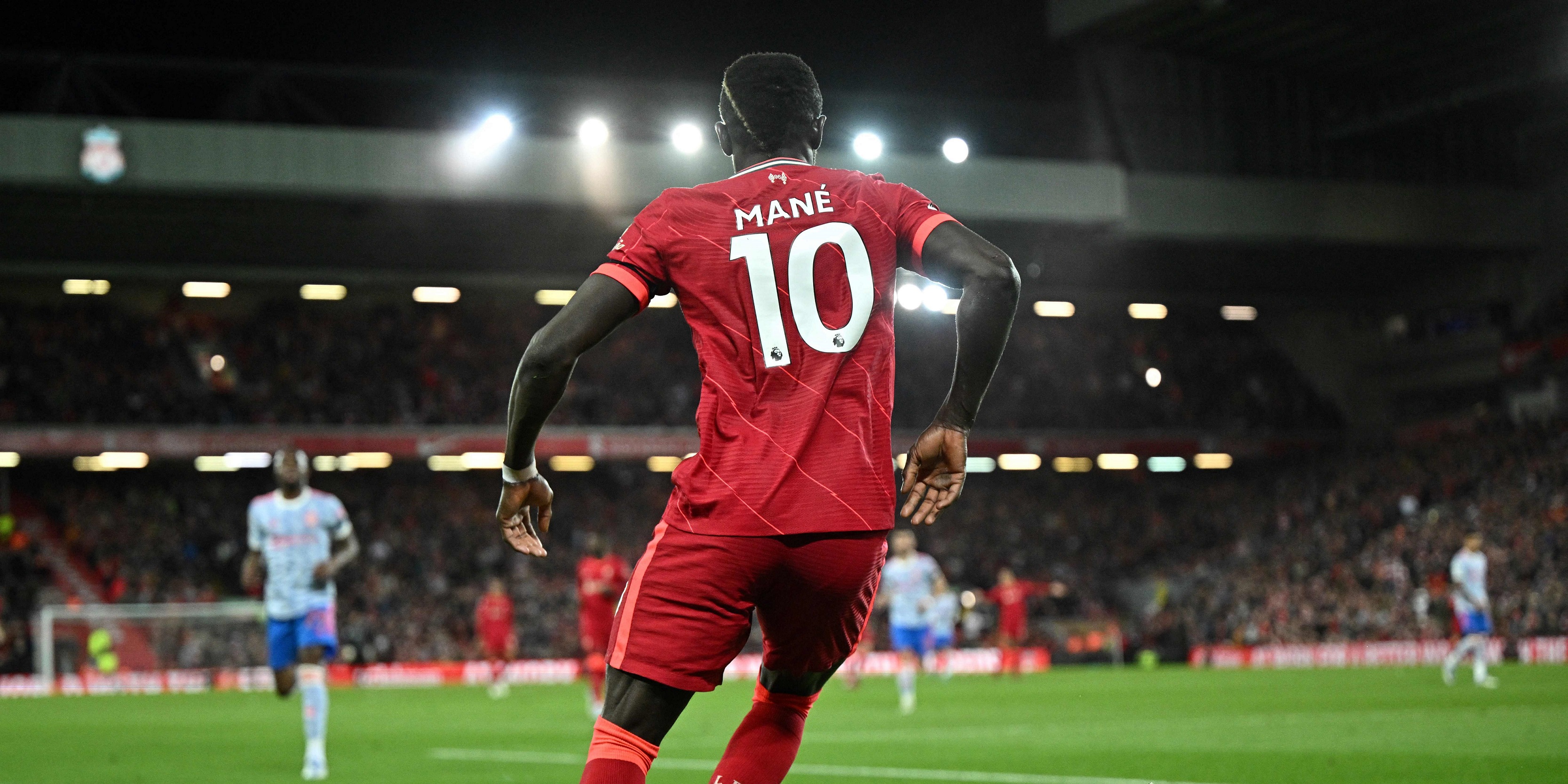 Mane, Jones