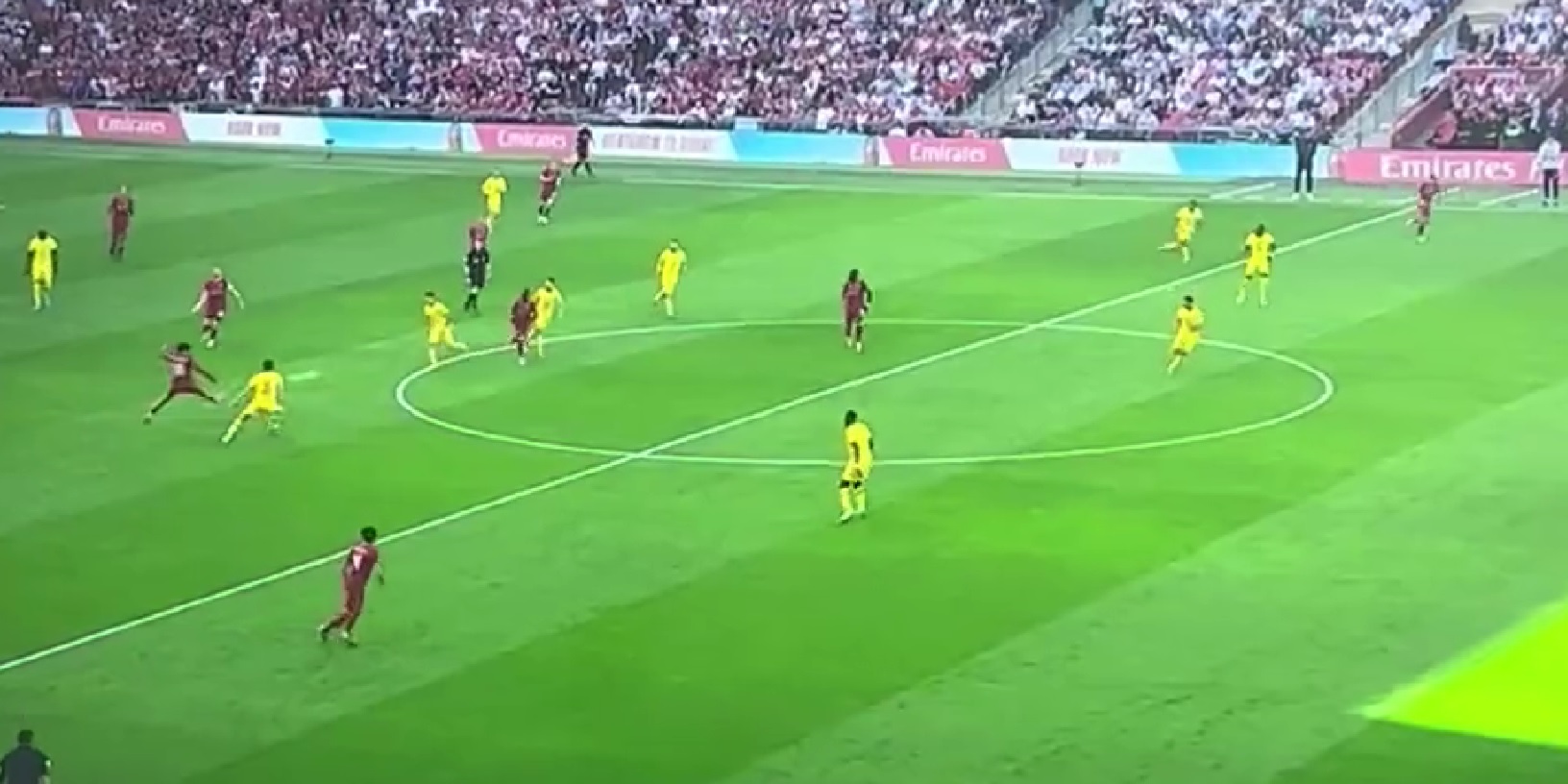 (Video) Filthy defence-splitting pass from Trent sets up Luis Diaz one-v-one with Mendy
