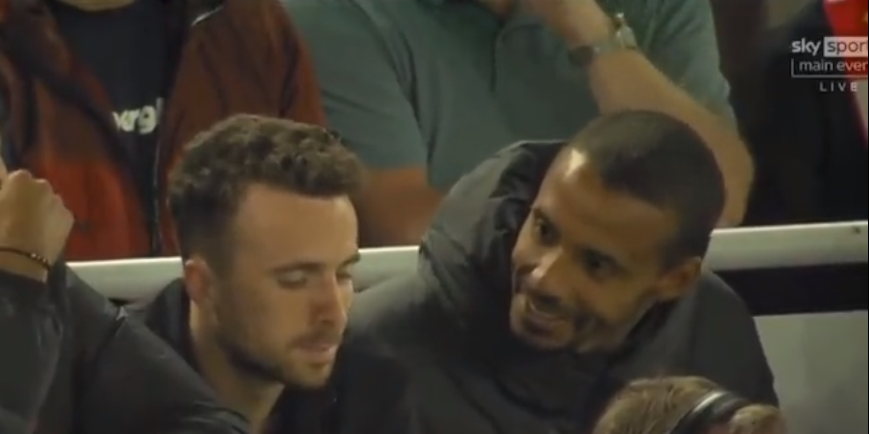 (Video) Diogo Jota appears to tell LFC teammate to ‘shut up’ on the bench during Palace clash