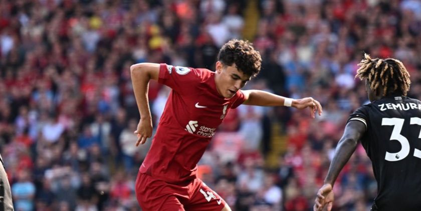 Stefan Bajcetic reveals what Jurgen Klopp said to him moments before he made his Premier League debut for Liverpool