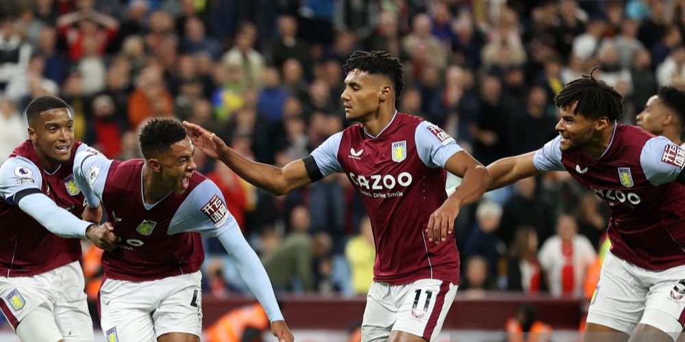 Jamie Carragher marvels over 21-year-old Aston Villa star he ‘loves’ and reveals conversation he’s had with ex-Red over midfielder