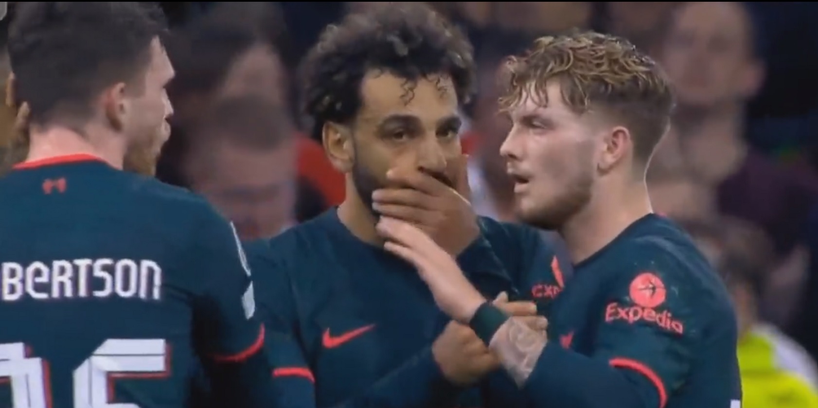 Elliott, Salah, Ajax