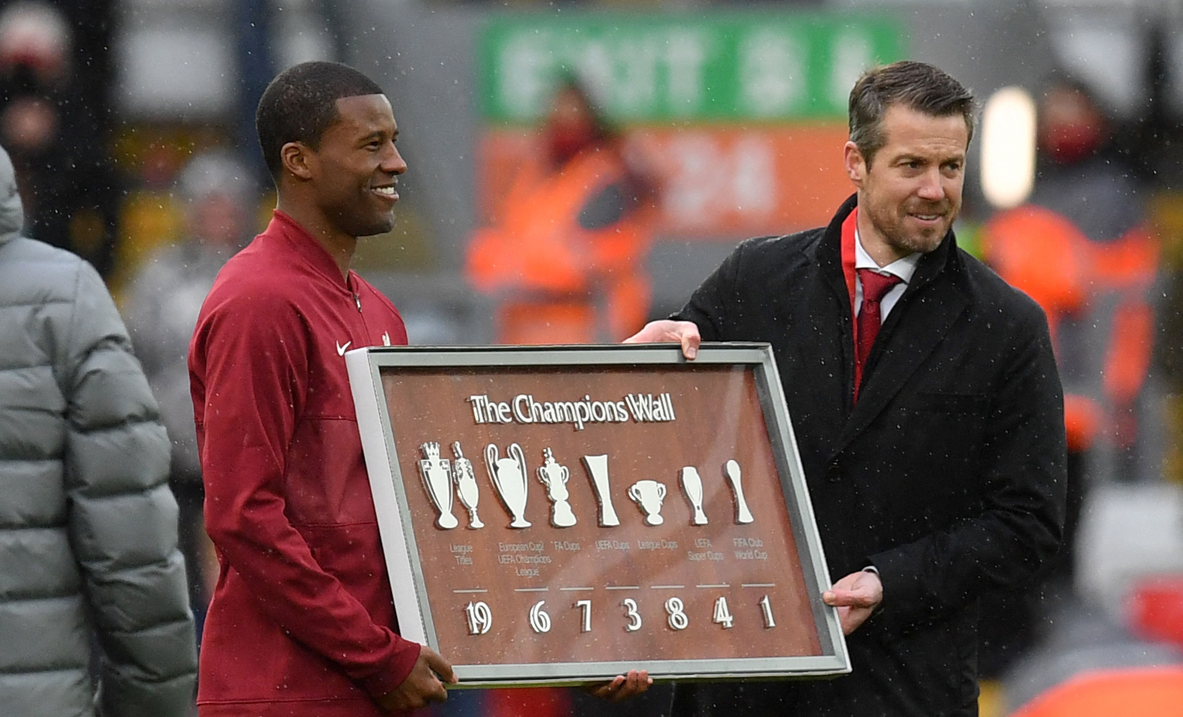 Carragher, Wijnaldum