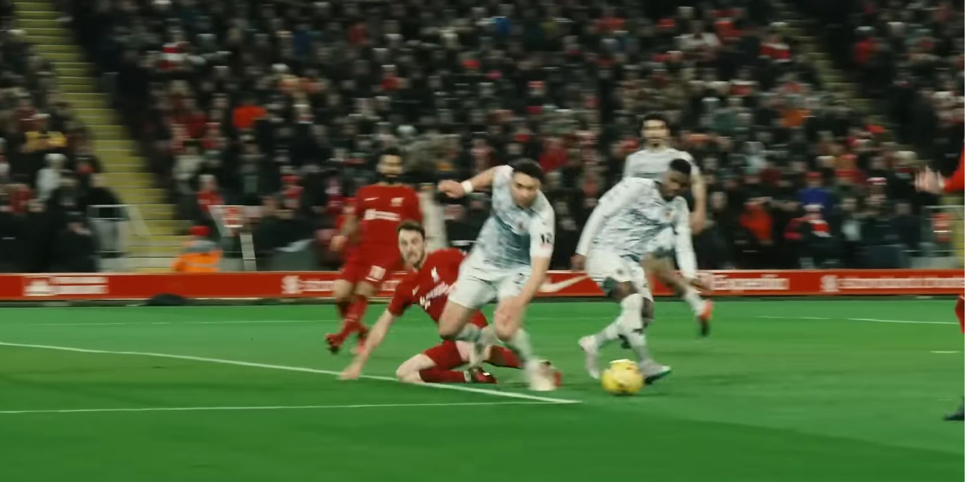 Jota, Nunez