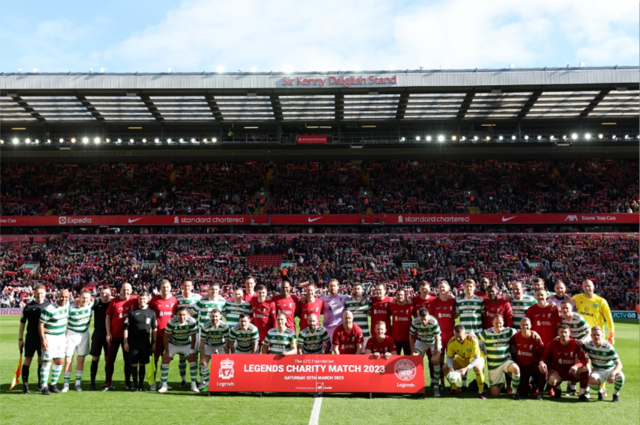 (Photo) Liverpool supporter captures ‘breathtaking’ image from legends match at Anfield
