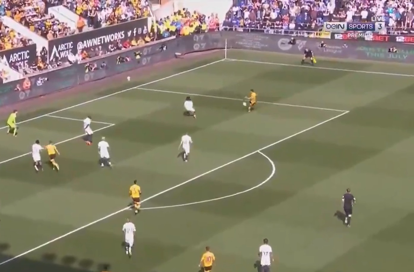 nunes-wolves-goal