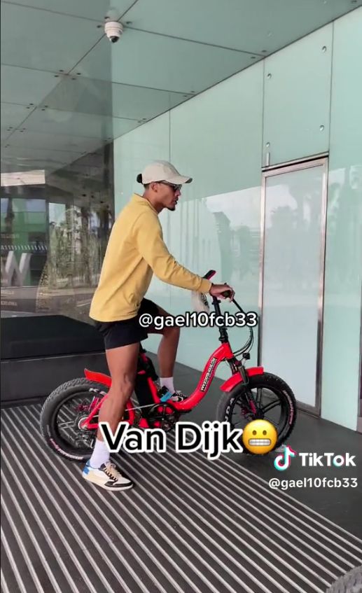 Gakpo, van Dijk, Gomez