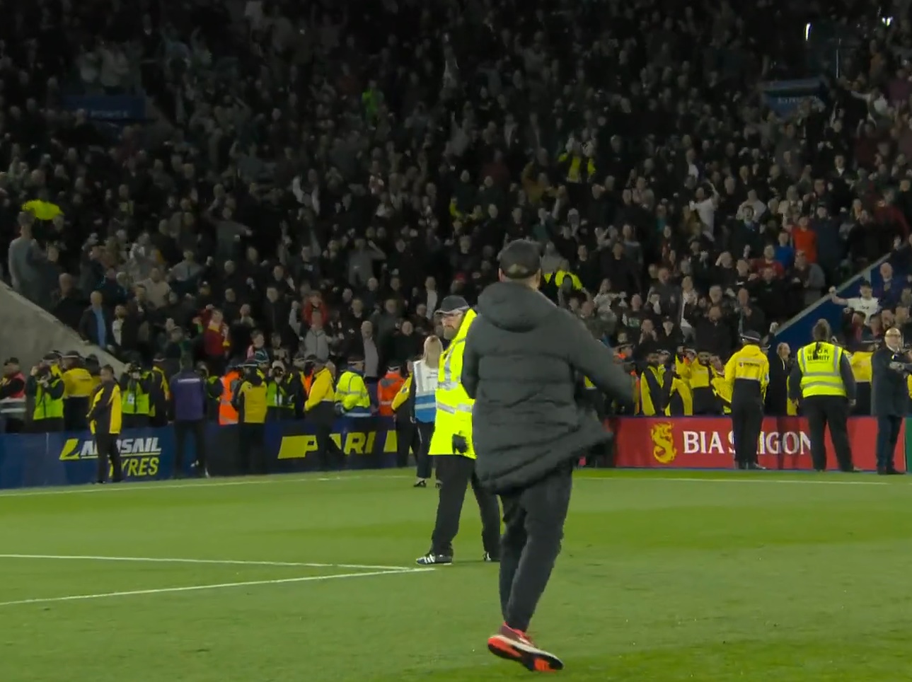 klopp-fist-pumps