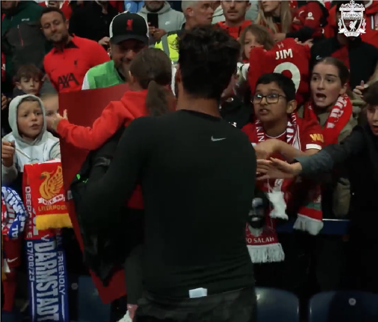 alisson-liverpool-fan