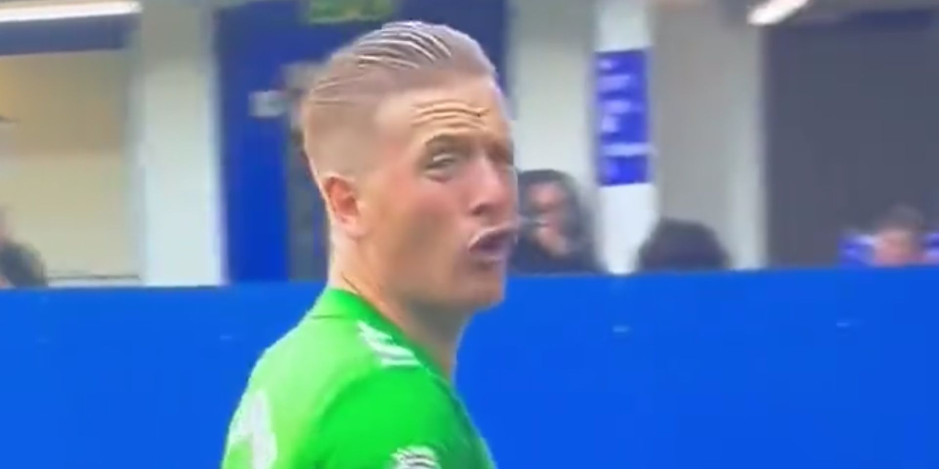 Van Dijk, Pickford