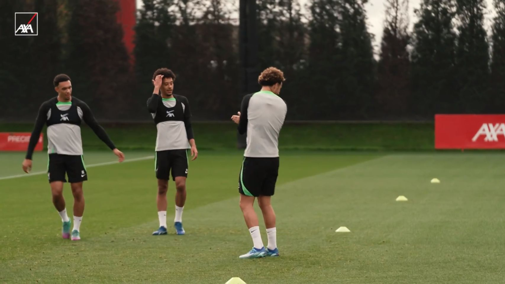 Liverpool, Robertson, Scanlon