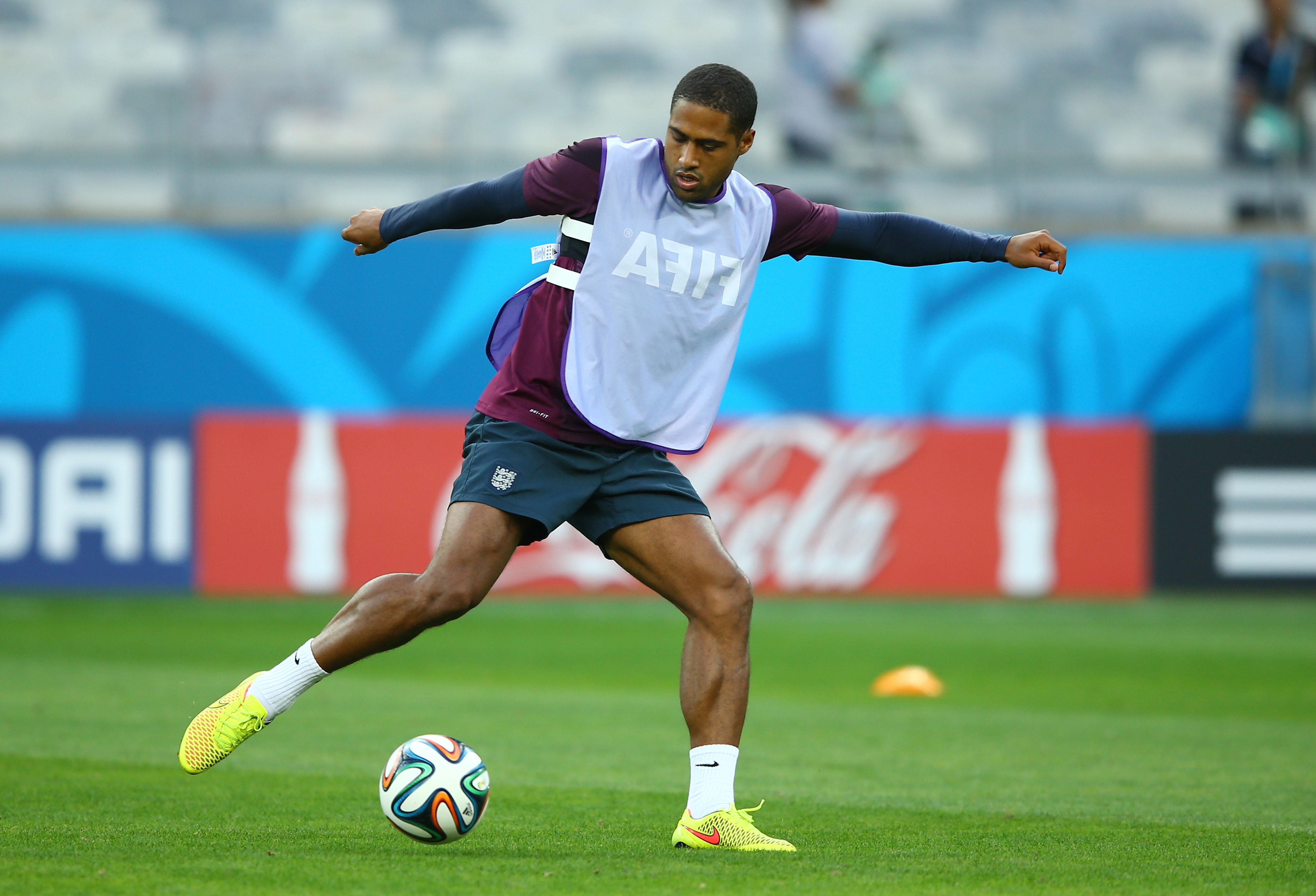 Johnson, Thiago