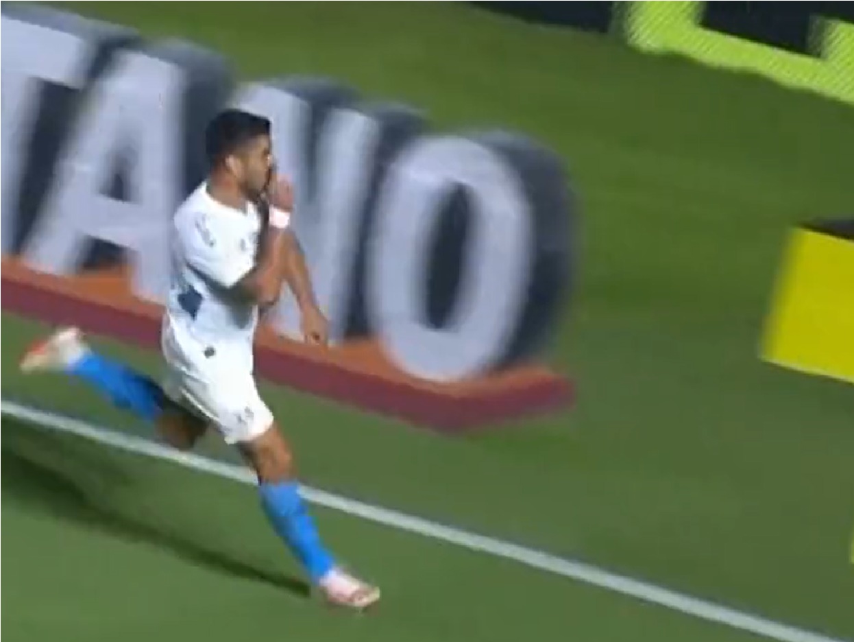 suarez-hat-trick
