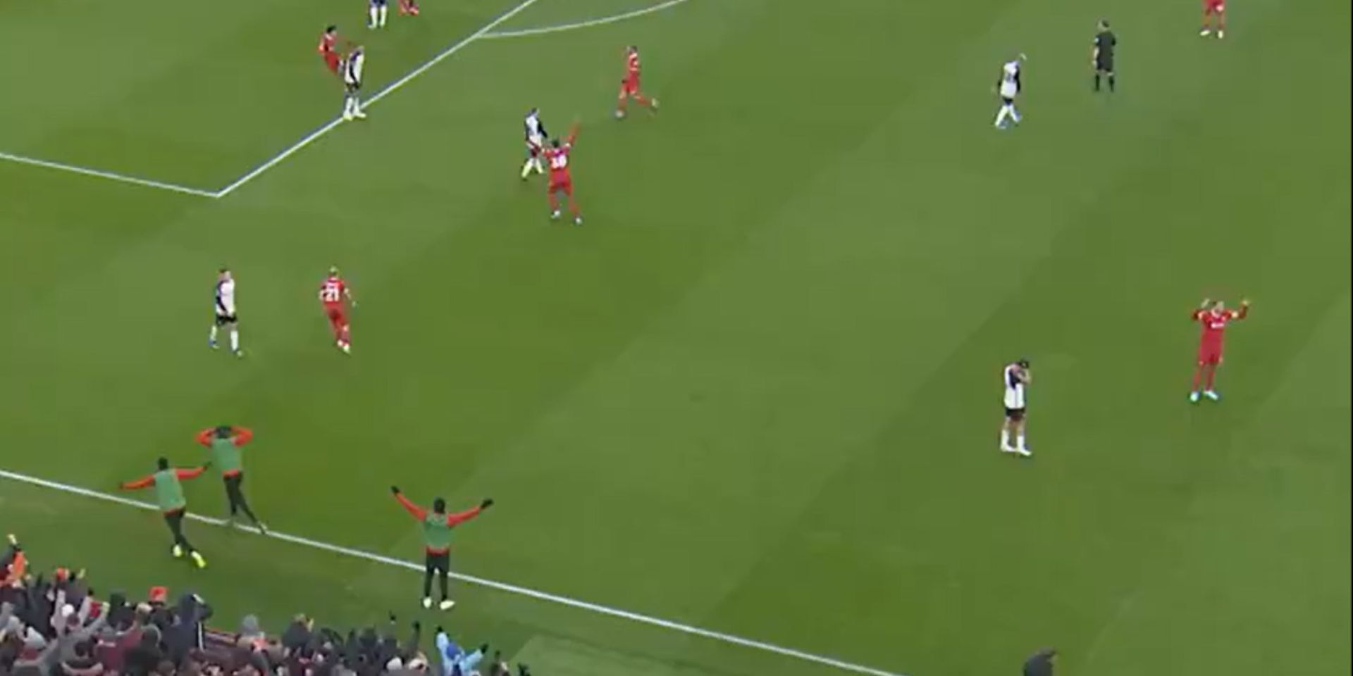 Van Dijk, Mac Allister