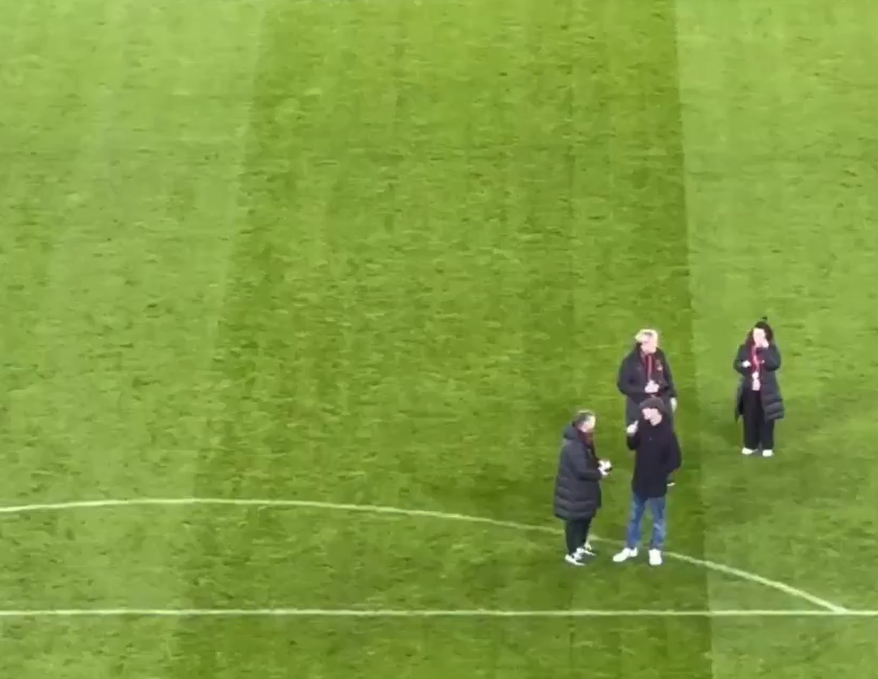 klopp-anfield-road