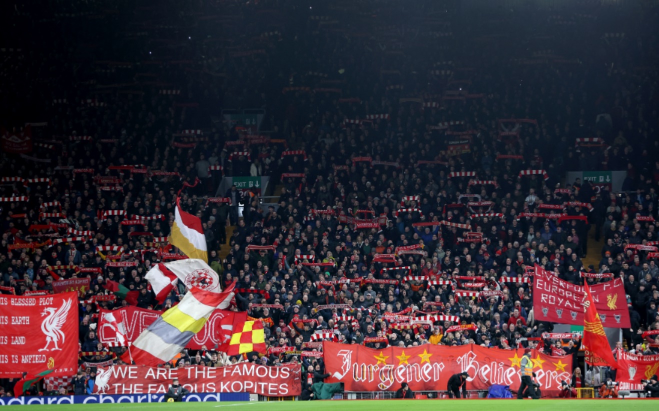fans-kop-anfield
