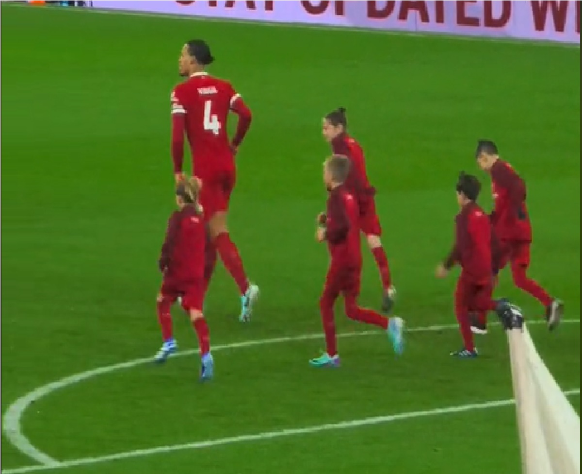 van-dijk-mascots