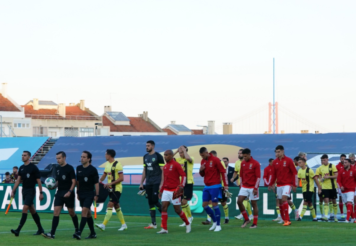 burnley-benfica-players