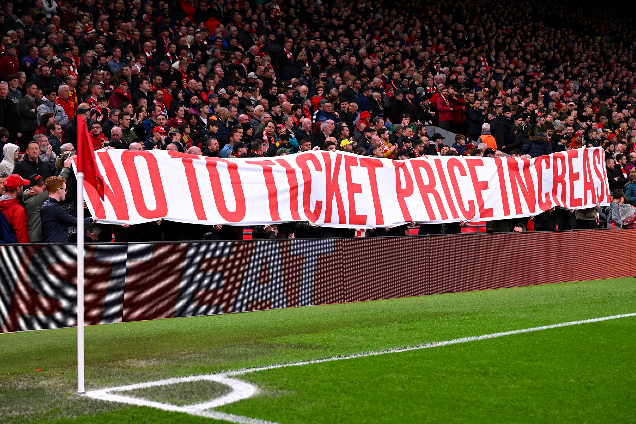 Liverpool, Robertson Liverpool, Robertson