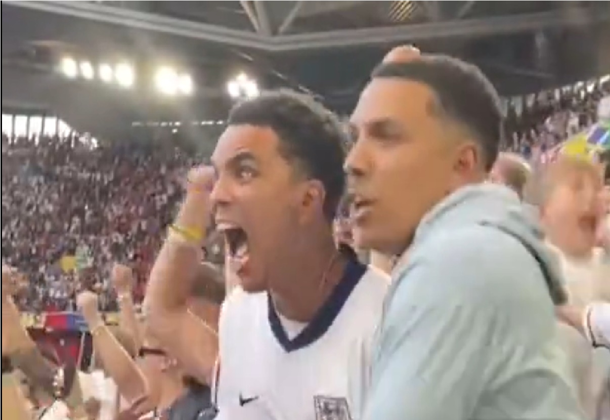 alexander-arnold-brothers