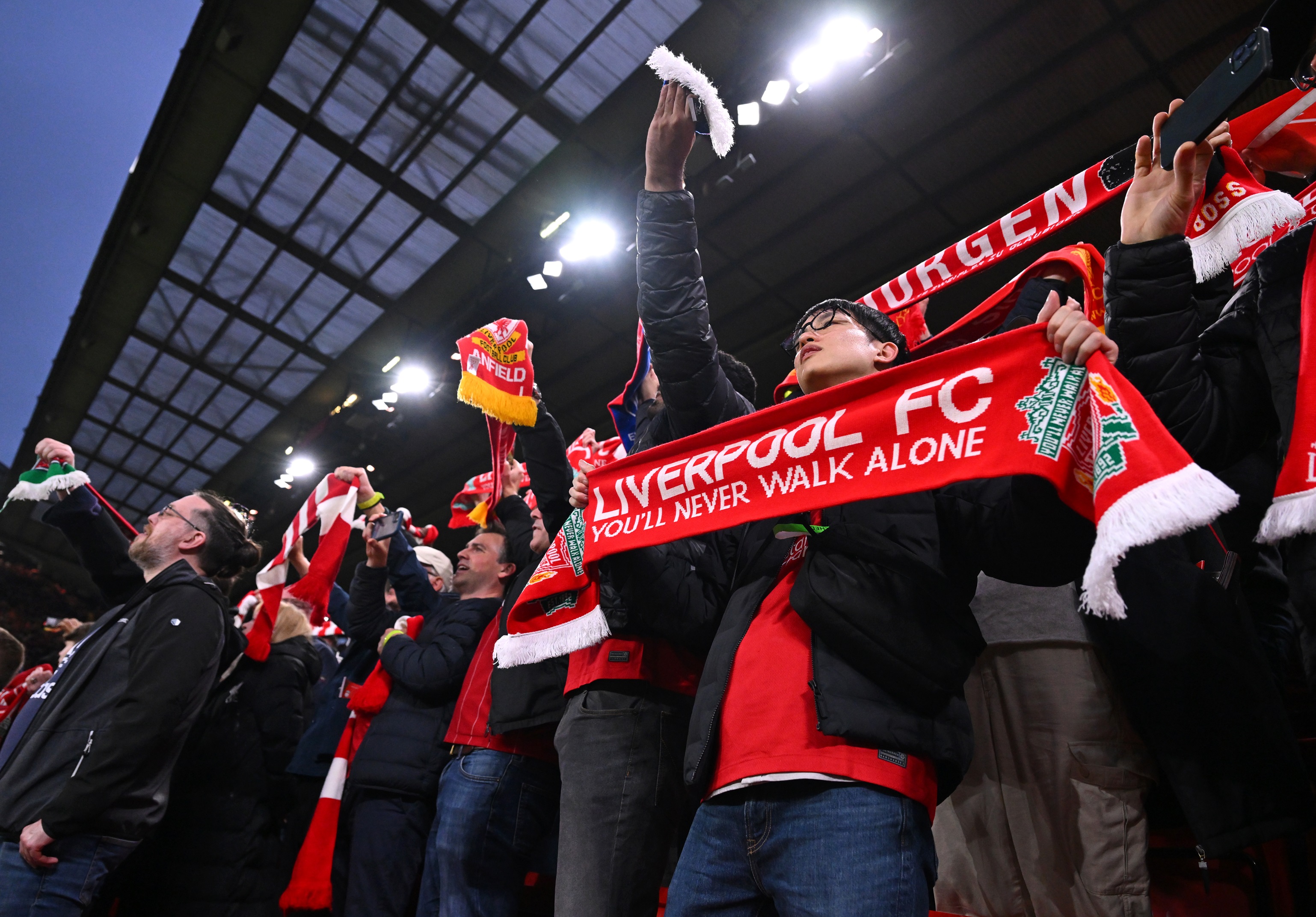 Delaney, Liverpool, Trent, Bellingham