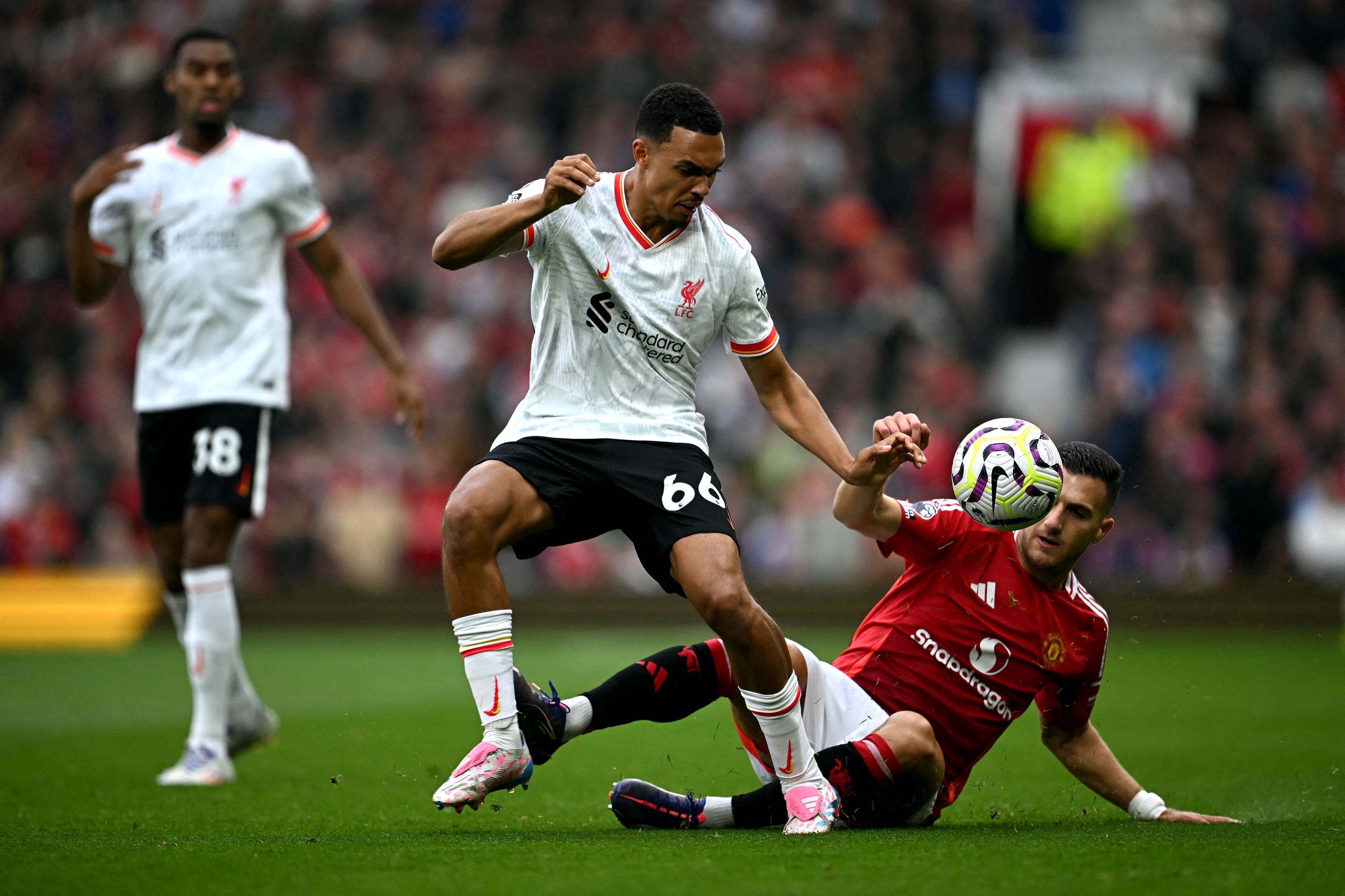Trent, Liverpool Keane, Trent