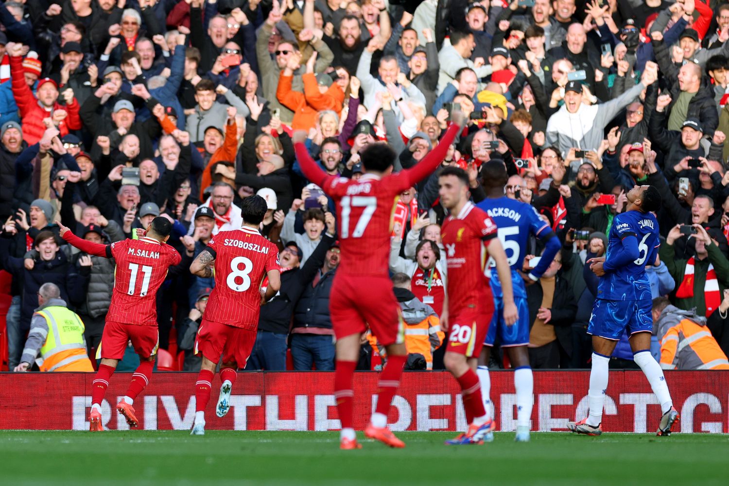 Szoboszlai celebrates with Mo Salah after Chelsea goal