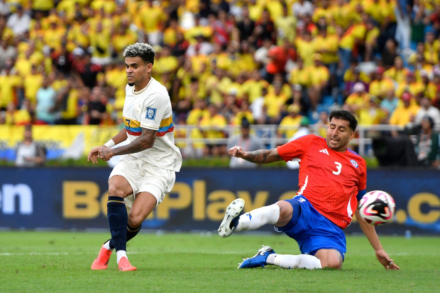 Diaz in action for Colombia
