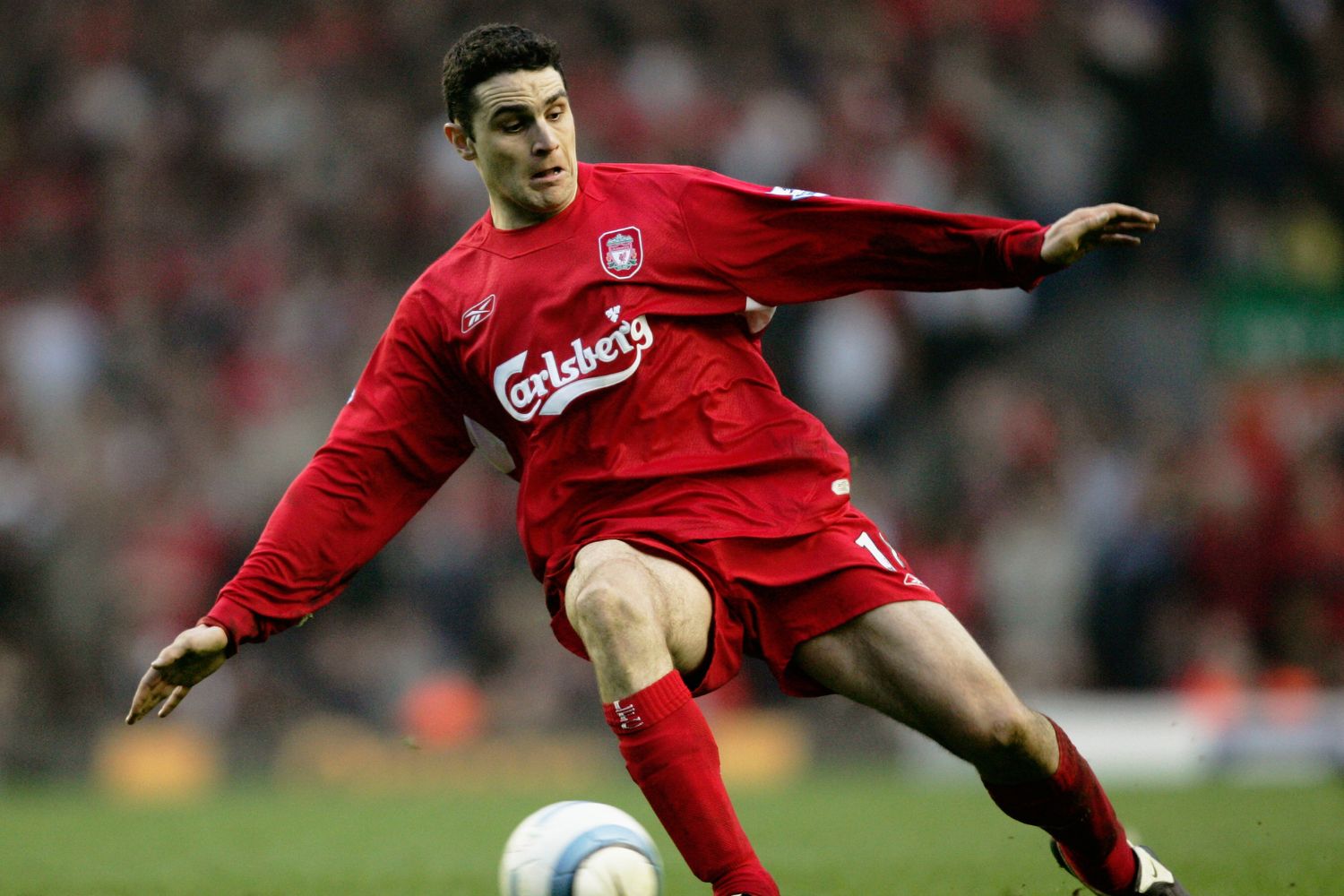 Antonio Nunez playing for Liverpool in March 2005