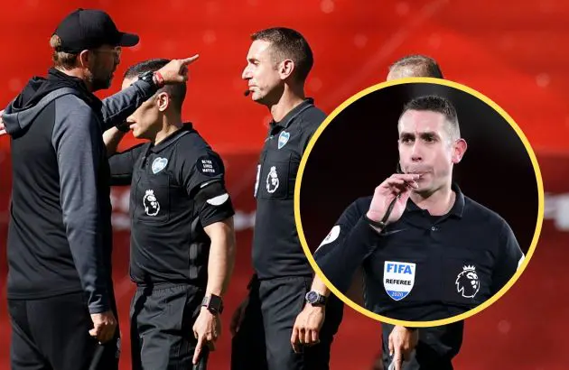 Jurgen Klopp speaking to Premier League referee David Coote.