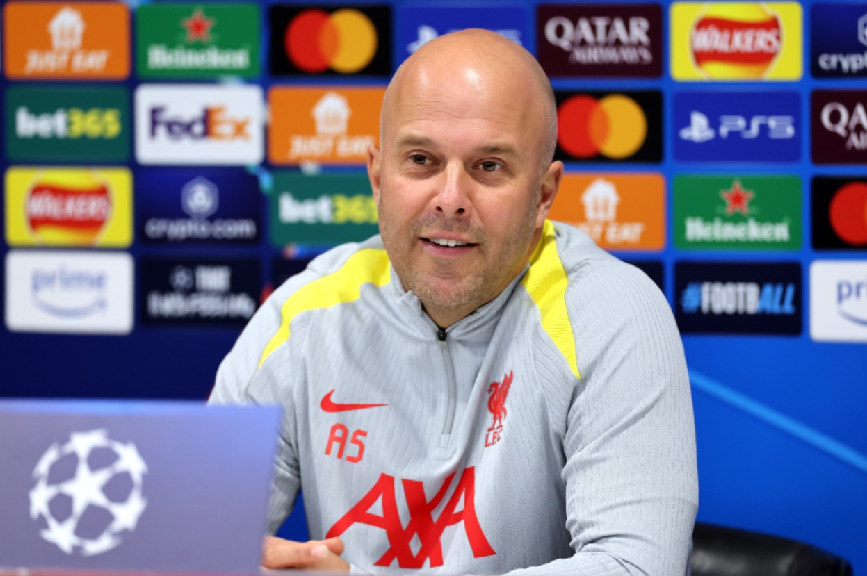 Arne Slot admits that he's 'still learning' about Curtis Jones
