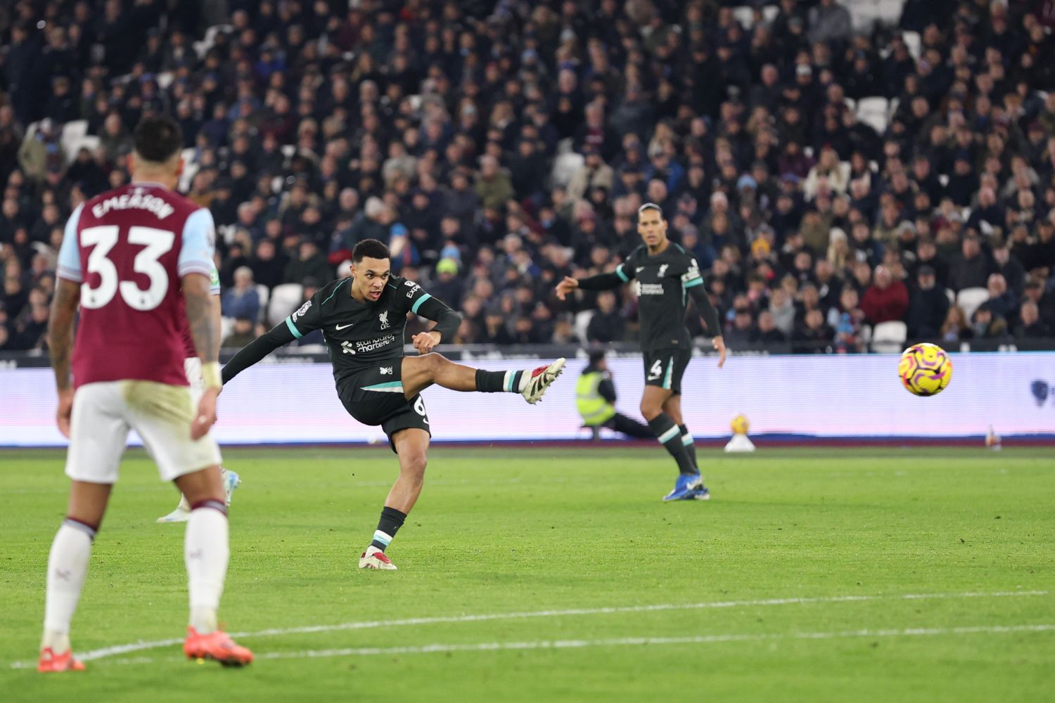 Trent Alexander-Arnold scores against West Ham