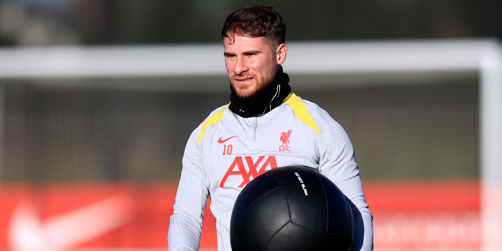 Alexis Mac Allister trains for Liverpool
