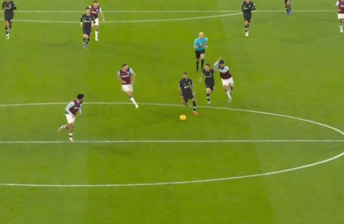 Lucas Paqueta tried to elbow Diogo Jota just before Liverpool's fifth goal against West Ham